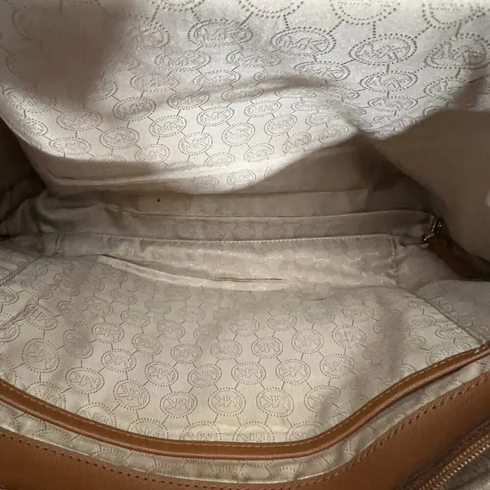 Michael Kors Brown Leather Medium Zip Jet Set Travel Tote
